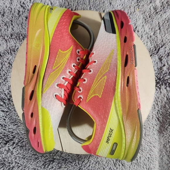 Altra Impulse Shoes Magenta Fade Athletic Running Jogging Road Women's Size 8 - Picture 6 of 9